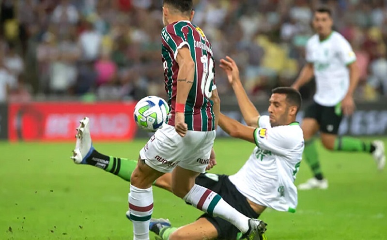 Fluminense e Internacional empatam no Maracanã: 2 a 2 - O Progresso